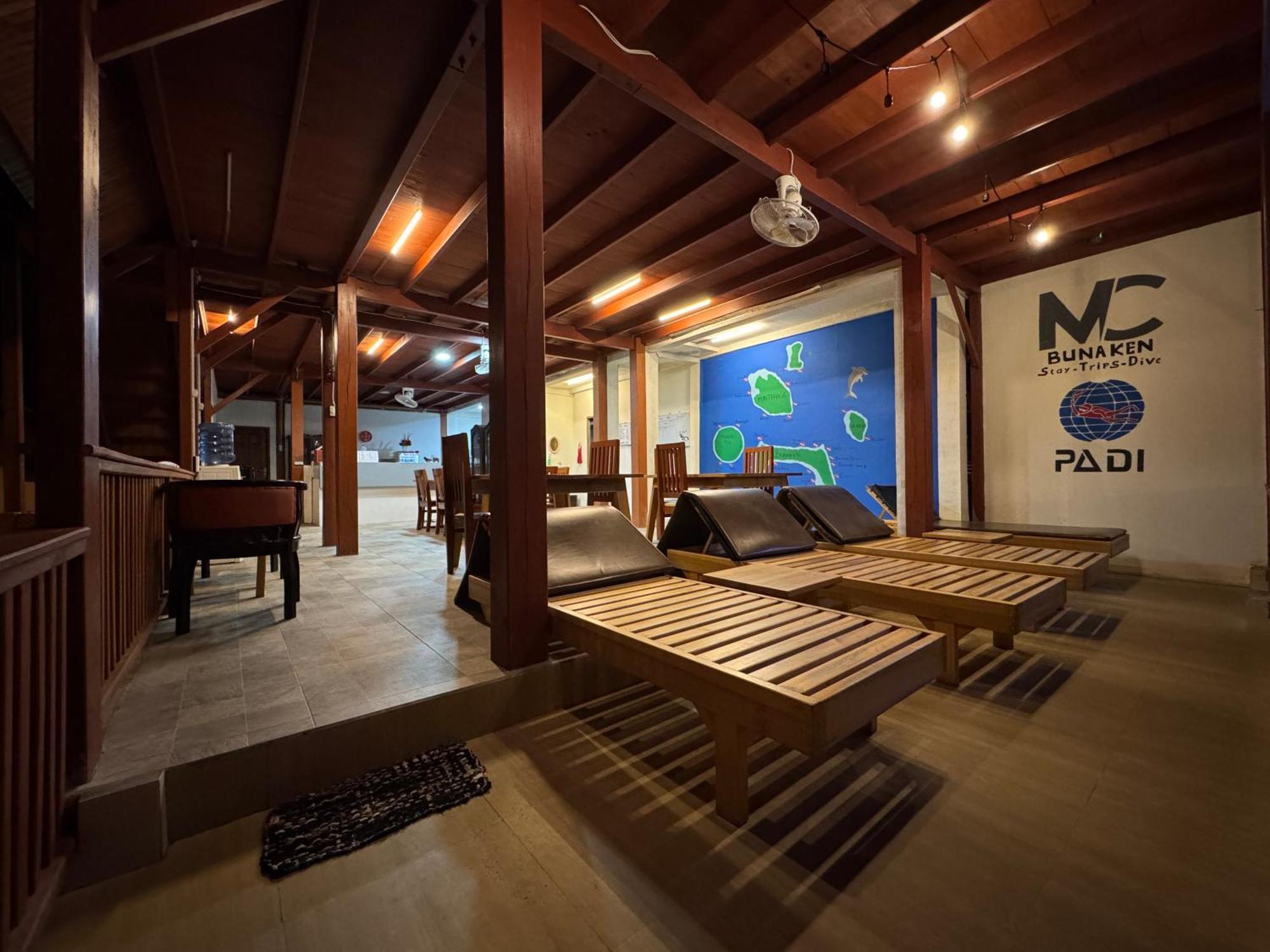 Mc Bunaken Stay Diving Trip'S ภายนอก รูปภาพ